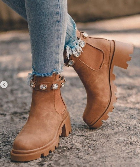 Treat Yourself Boots: Tan