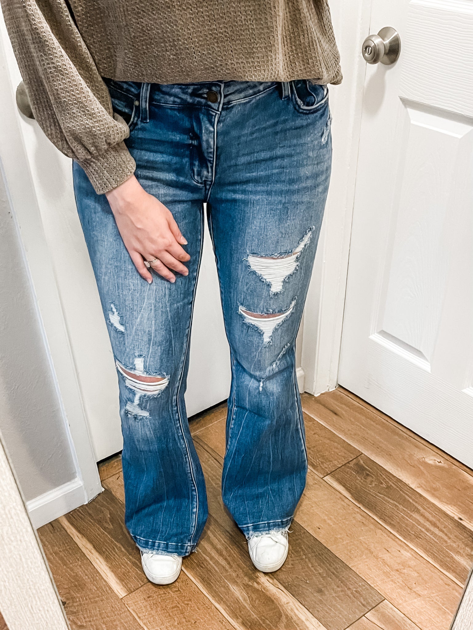 The Alyssa Jeans: Medium