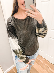 Camo Puff Sleeves Top: Charcoal